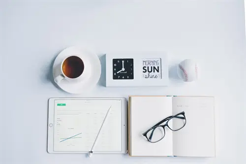 男生侧脸怎么画写生活